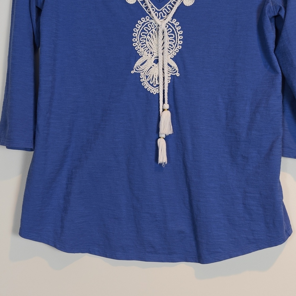 LILLY PULITZER Blue Embroidered Tassel 3/4 Sleeve V-Neck Top Size Medium - Picture 5 of 15